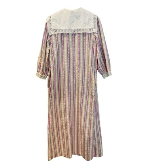 Styled by Saybury Vintage Rainbow Stripe Seersucker Housecoat Robe Size Medium - Picture 3 of 13